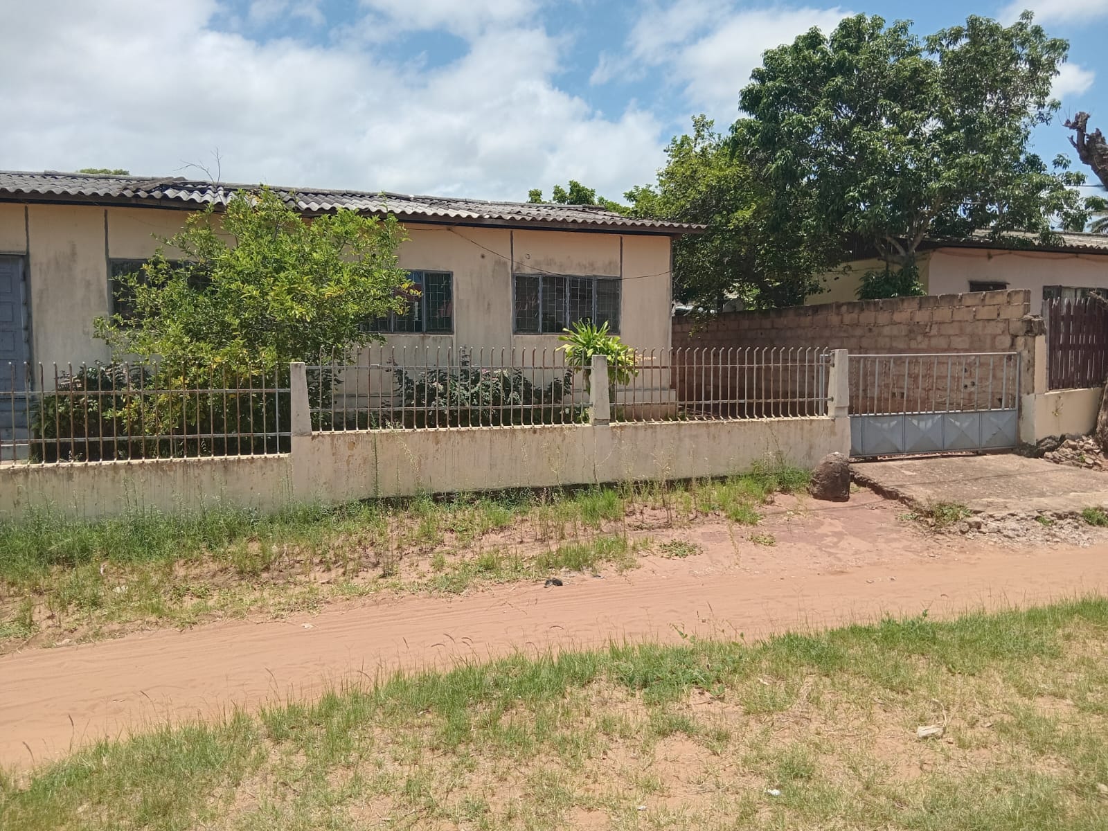 Moradia T3 - Bairro 11 - Cidade de Xai-Xai - Prov. Gaza