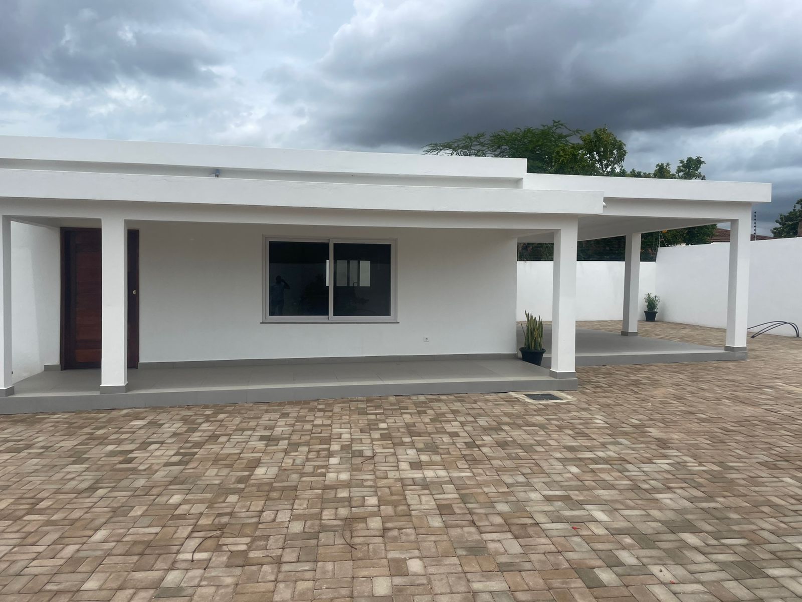 Apartamentos Tipo 2 - Condomínio Fechado – Djuba (Mozal / Matola Rio) - Prov. Maputo