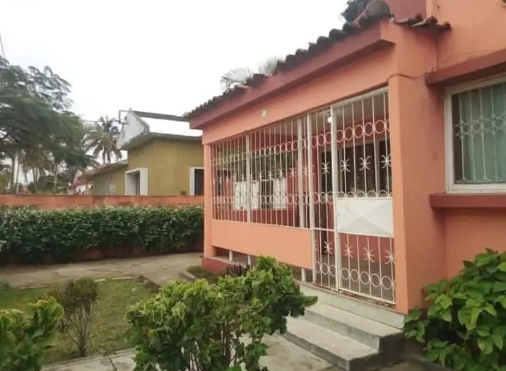 Apartamento Tipo 3 - Próximo ao Buraco da Velha - Zona da Matola 700, Município da Matola - Prov. de Maputo