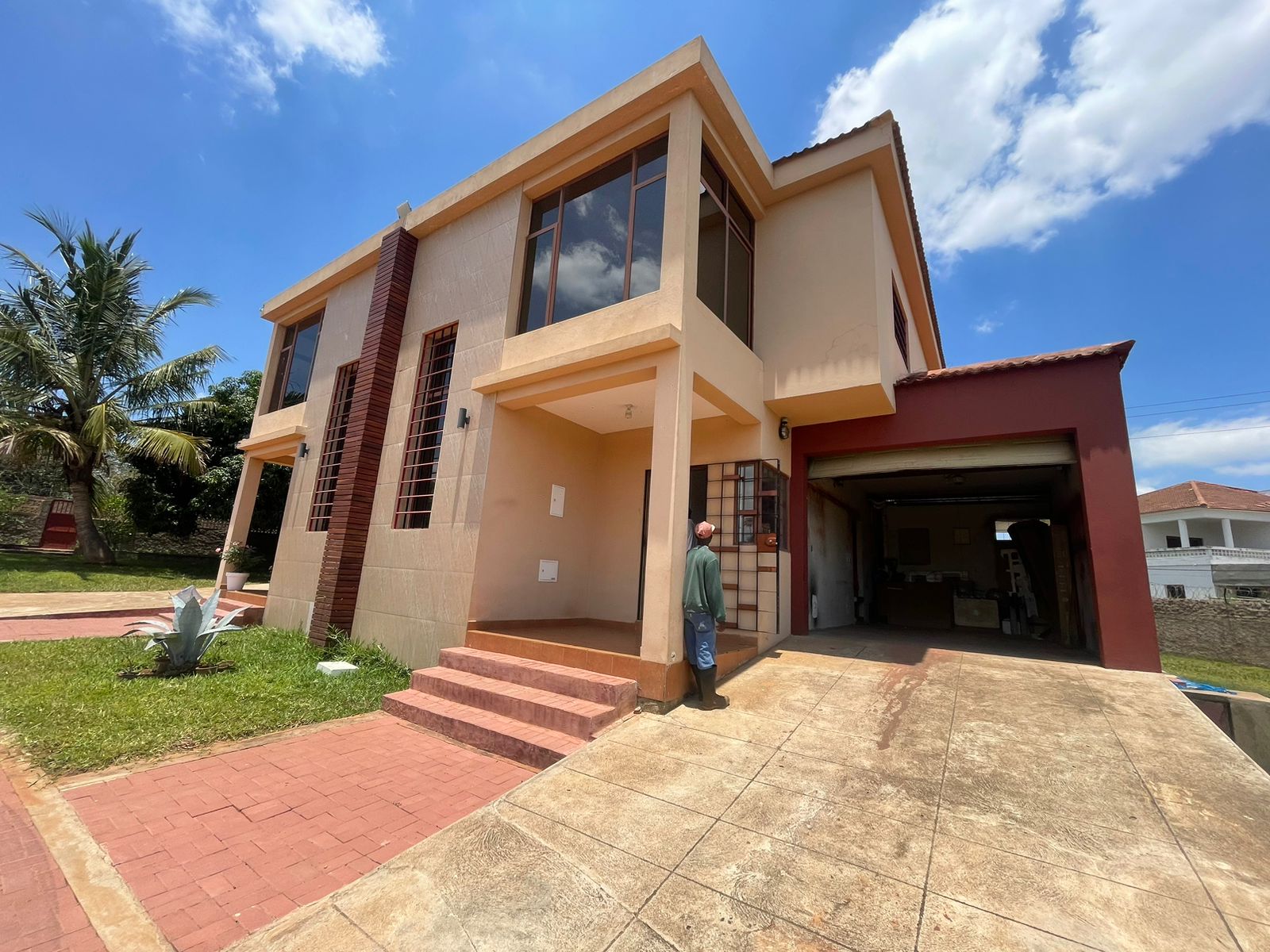 Apartamentos Geminados - Duplex – Bairro de Hanhane - Cidade da Matola - Prov. Maputo