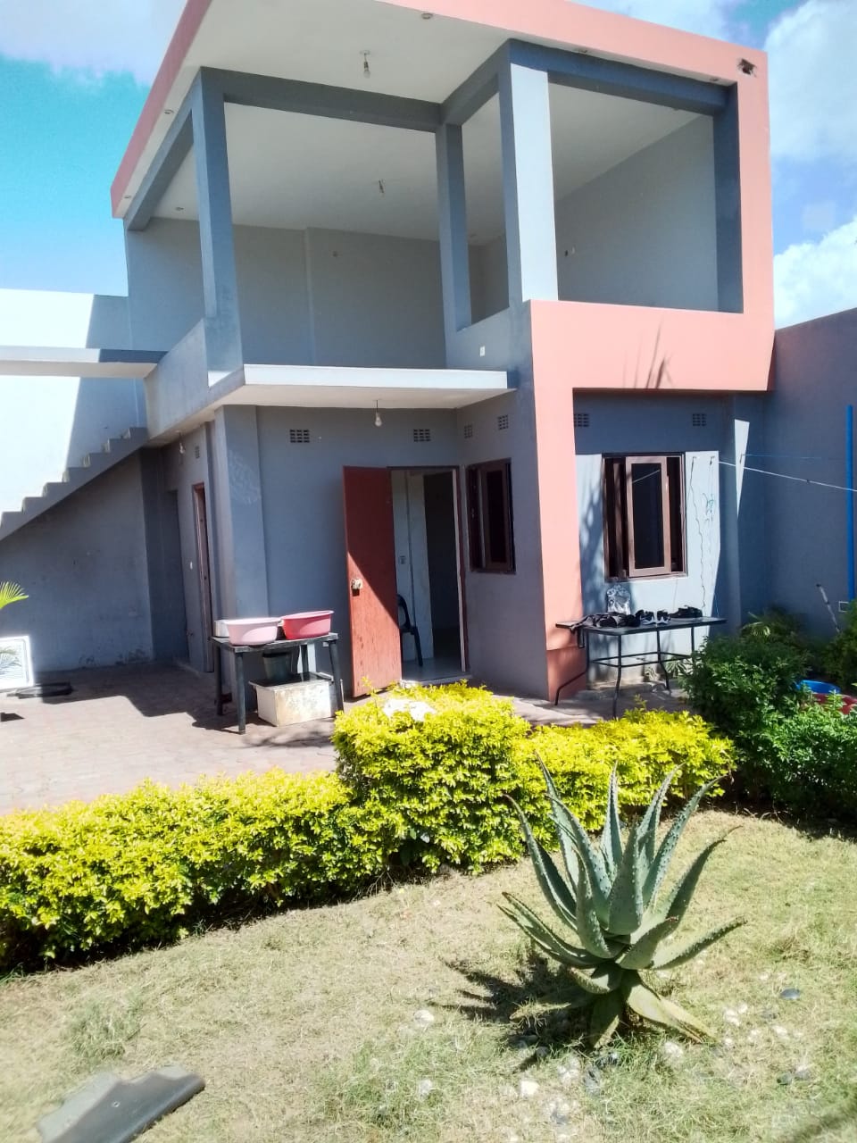 Apartamento T3 (+Anexo) - Av. Dom Alexandre - Laulane - Próximo às Bombas Puma